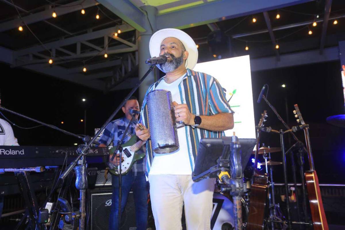 Algarabía y fiesta en apertura de La Zona en Mega Mall San Pedro Sula