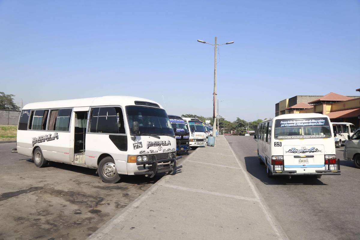 La empresa Impala paró buses por extorsión