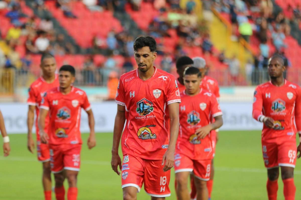 Frustración en Motagua, su insólito error e histórico triunfo del Estrella Roja