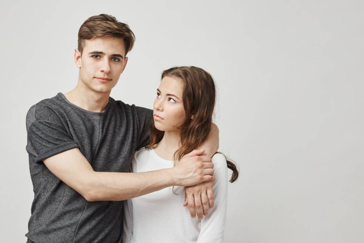 Primero la ilusiona y luego la cambia por otra