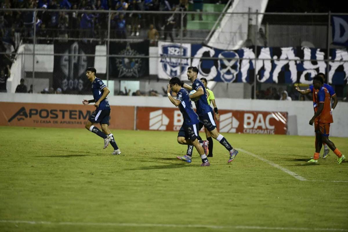 Festín en el Motagua-UPNFM, gesto de Javier López y polémica en Comayagua