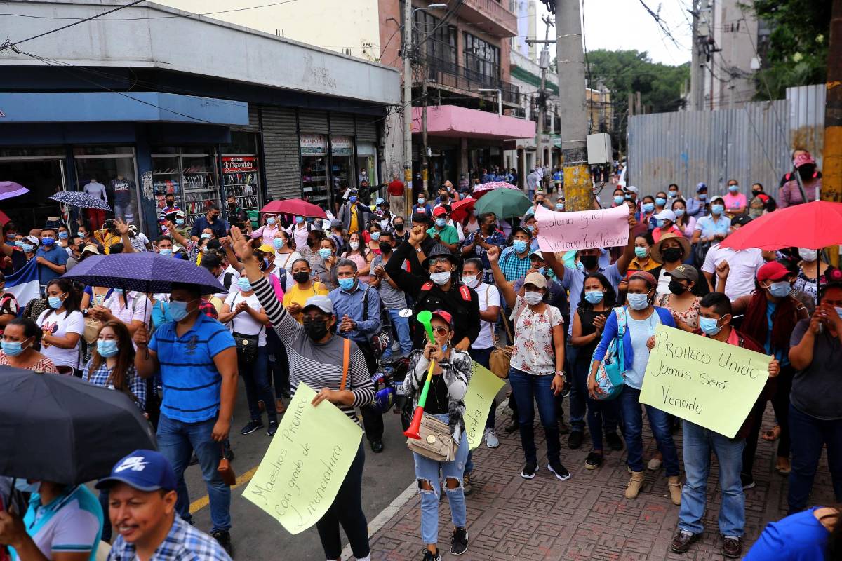 Hasta L500 millones se pagarían en prestaciones a funcionarios