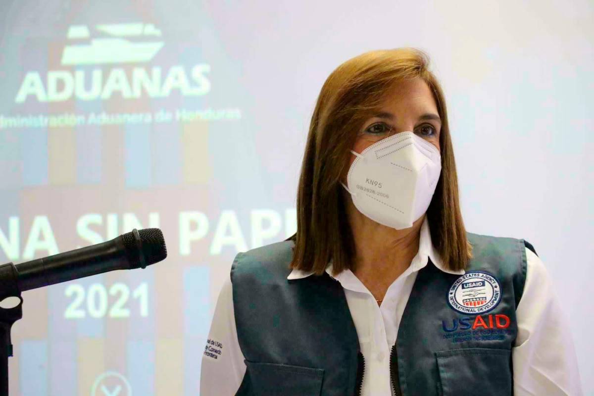 Reducen a dos días el tránsito de mercancías por Puerto Cortés