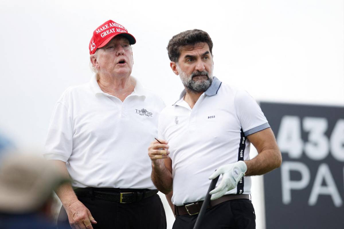 Trump pone en duda la autoría del 11S en torneo de golf que financia Arabia Saudí