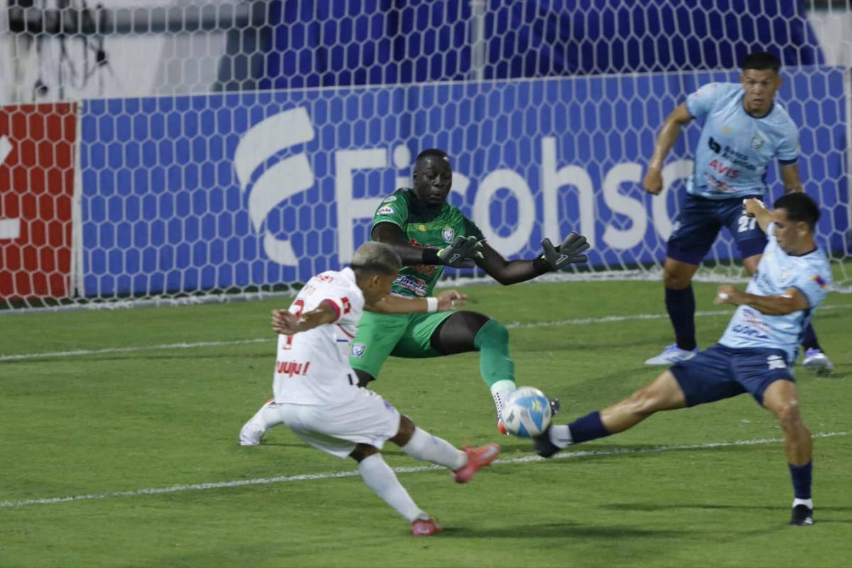 Enfado en el Olimpia-Génesis PN, bronca, reencuentro y bellezas en SPS
