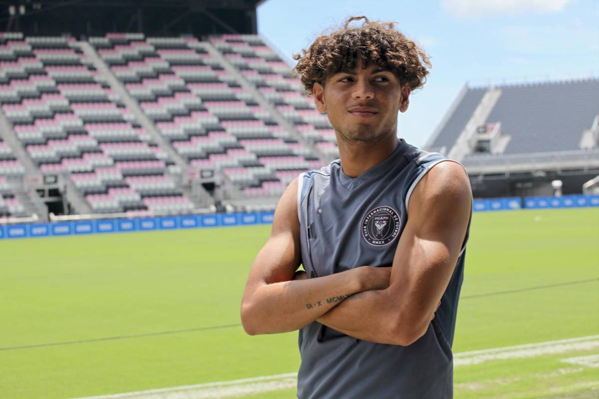 La carrera de David Ruiz, el hondureño que juega en Florida