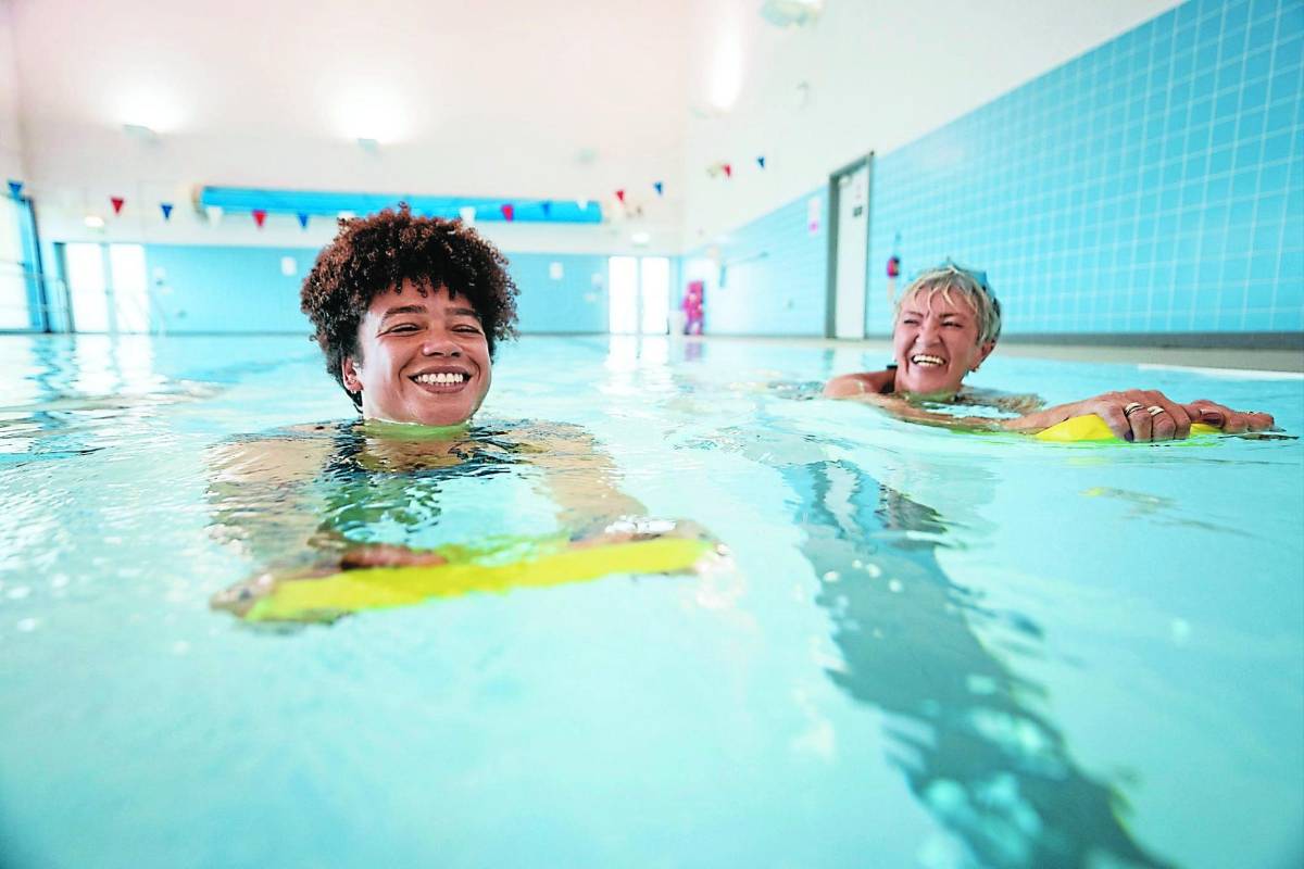 Cuatro beneficios de practicar natación