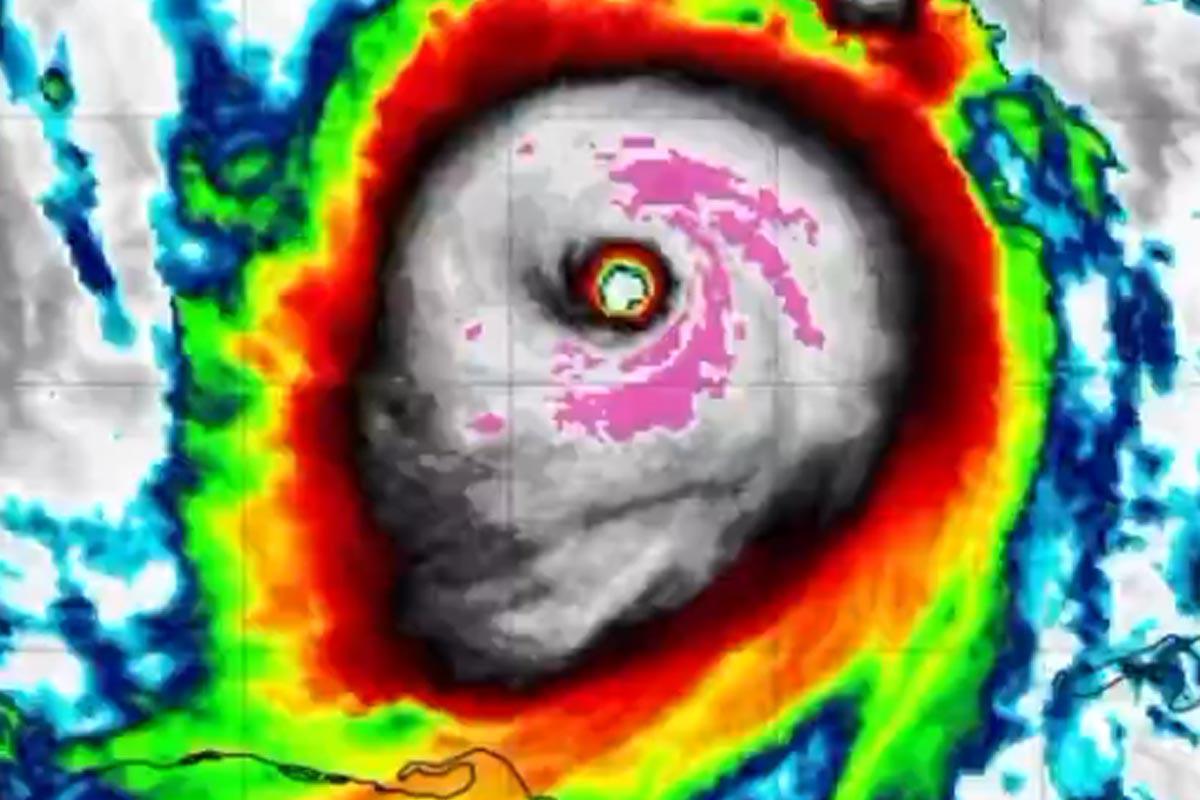 Huracán Milton toma la forma de una calavera en satélites