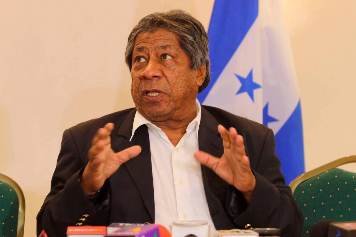 Uno de ellos será el DT si la H no gana a Costa Rica