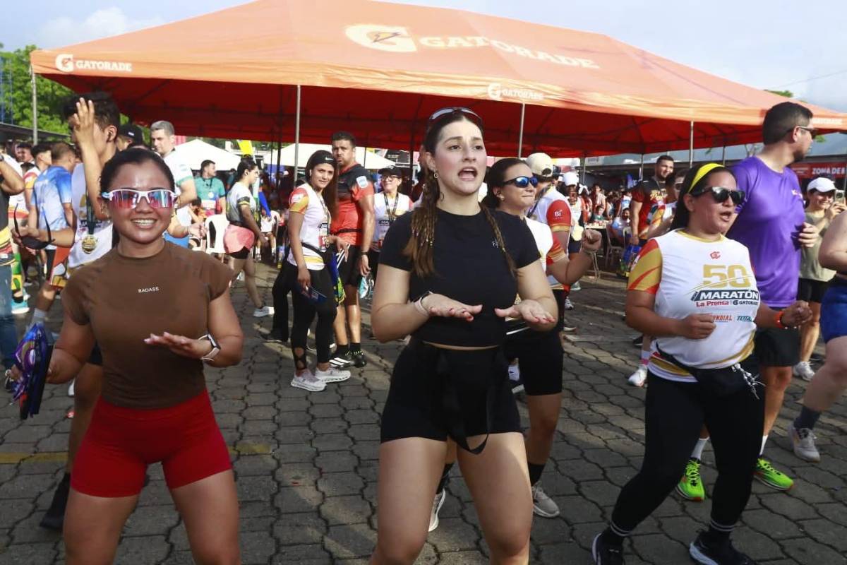 ¡No todo fue correr! Música y baile animaron la Media Maratón