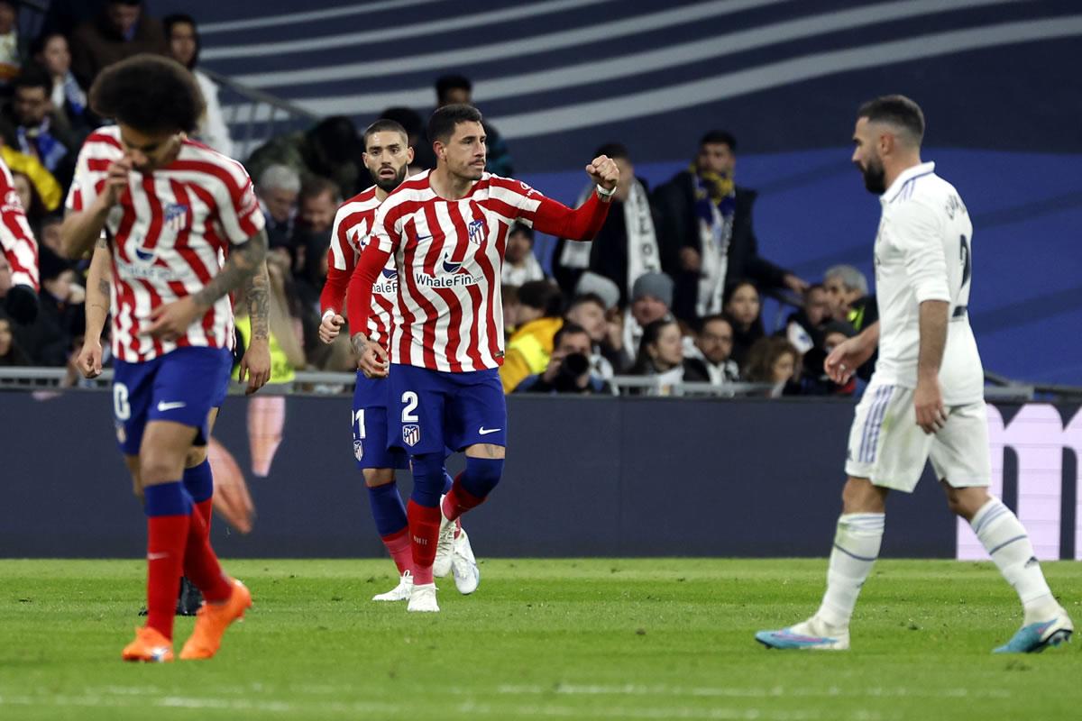José María Giménez celebrando su gol que adelanto a los colchoneros.