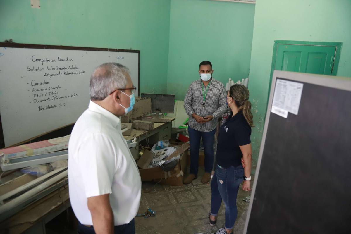 Pintan escuelas; kits de útiles de rotarios llegarán en tres semanas