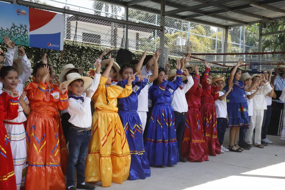 Fiesta de la tortilla y el maíz en la Ovidio Decroly