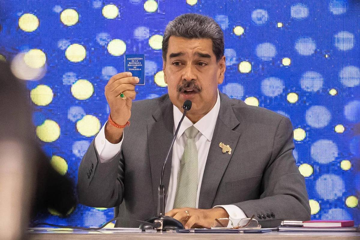 Maduro está “acorralado” dentro y fuera de Venezuela, dice Machado