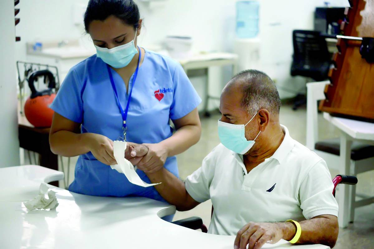 El mayor porcentaje de atención del Crit sampedrano es para adultos mayores con diferentes problemas de salud.