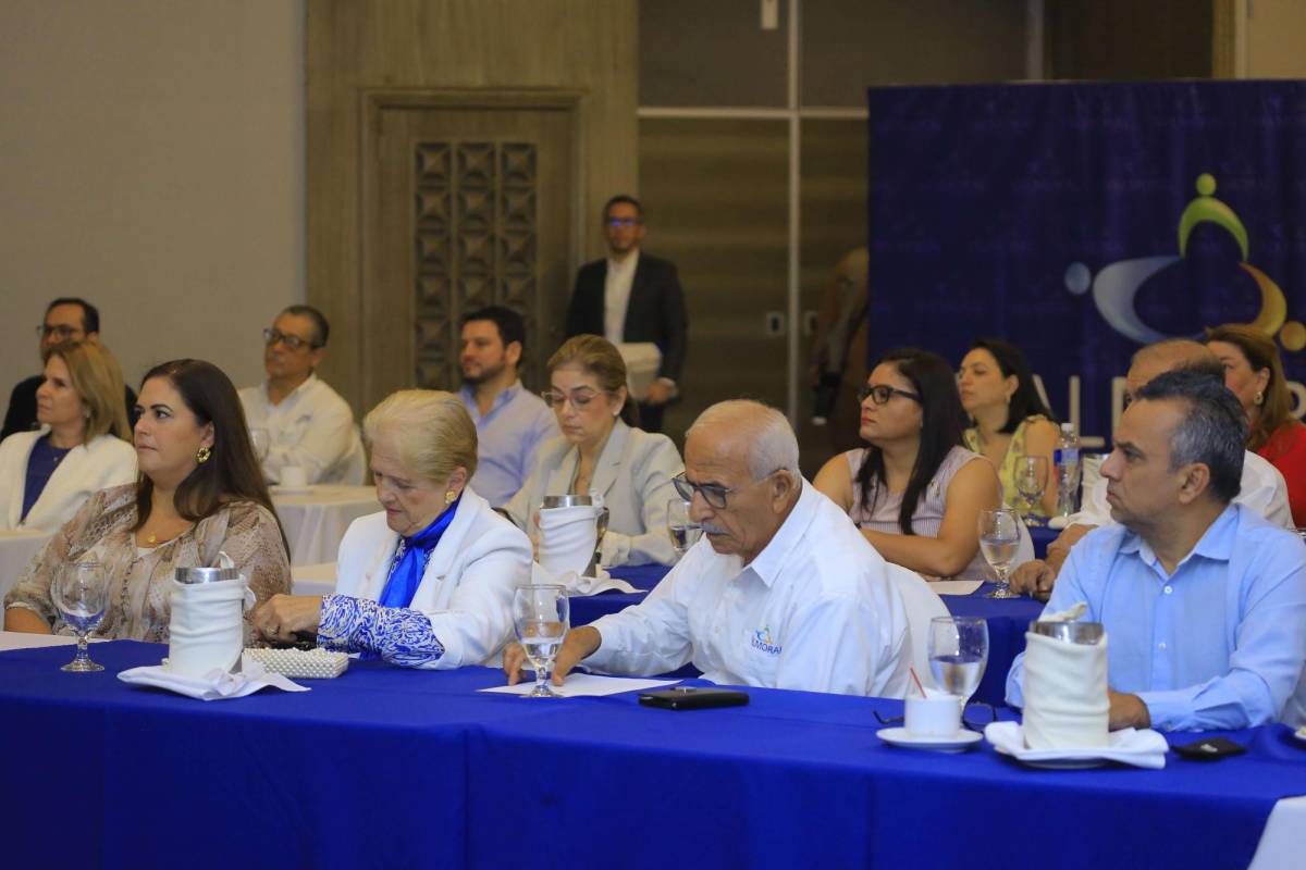 Directivos de empresas de San Pedro Sula asistieron al evento.