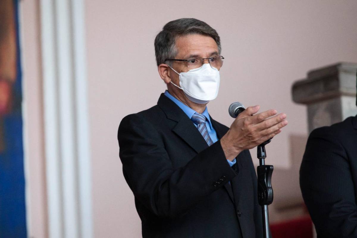 Ministro de Salud pide a las maras que no asalten a brigadas médicas en barrios conflictivos