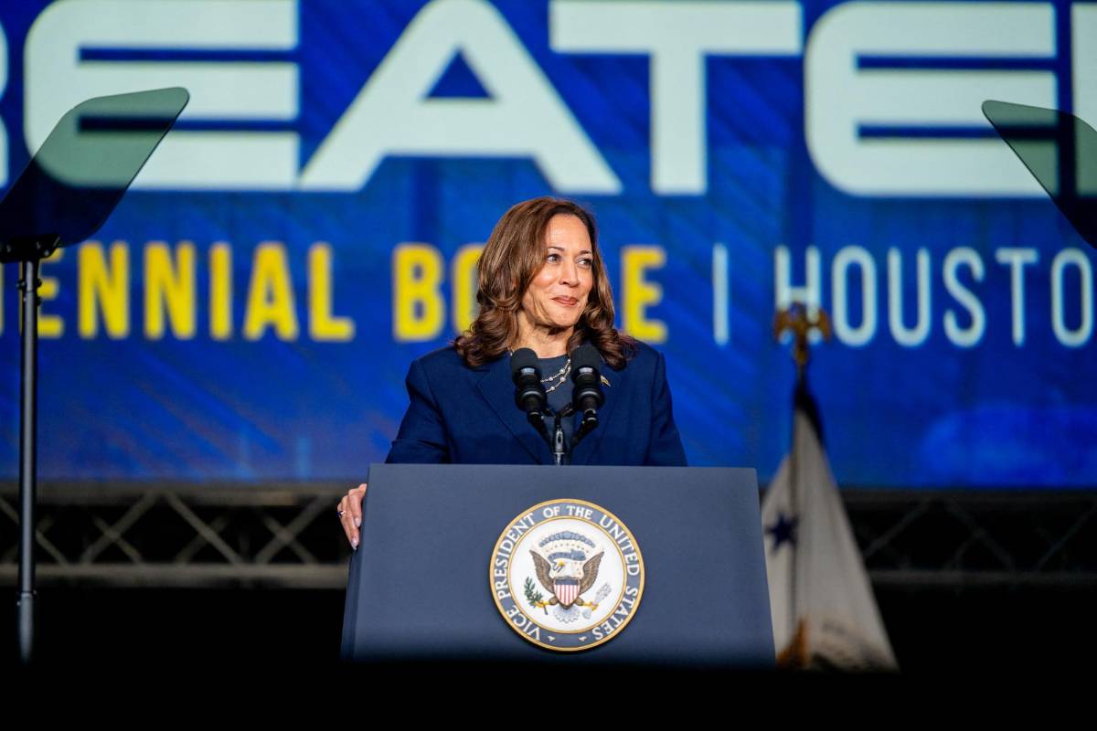 Kamala Harris entrevista a sus posibles candidatos a la vicepresidencia
