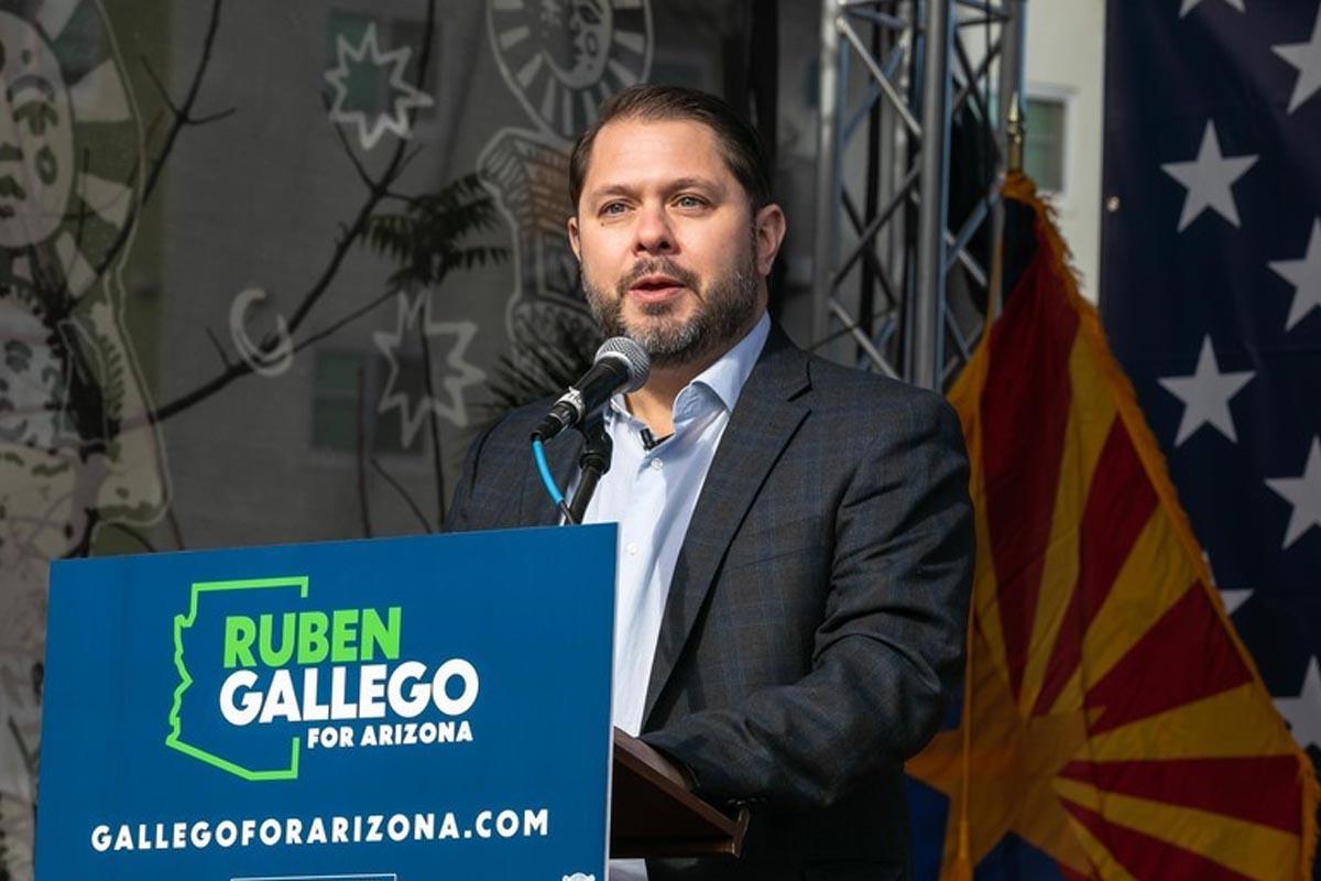 Congresista de EEUU pide sancionar a Maduro por “robarle al pueblo”