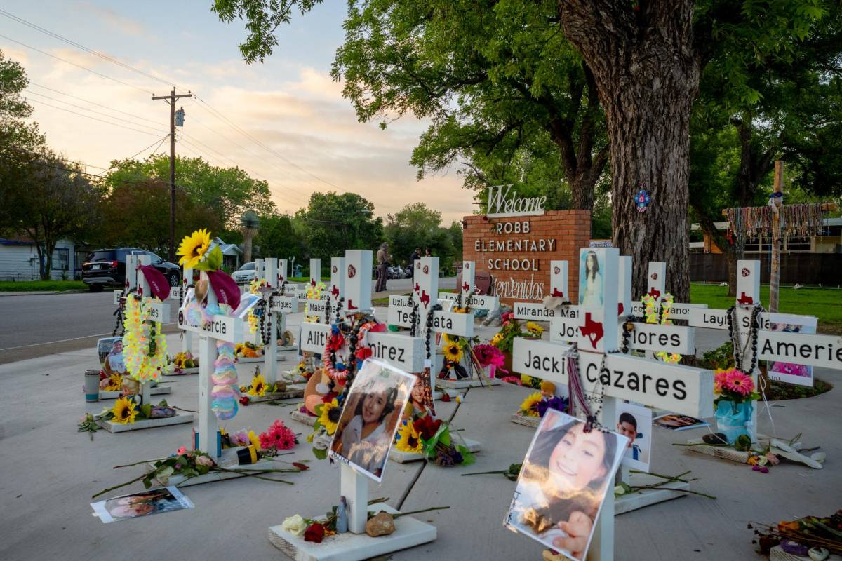 Uvalde revive su día más funesto a un año de la matanza en la Escuela Robb