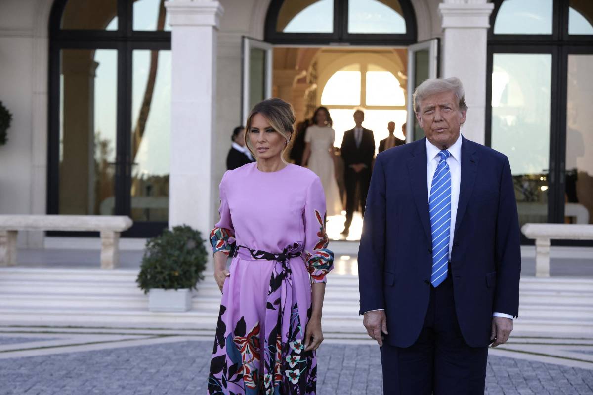Melania Trump cree que el juicio a su marido es “una vergüenza” para su campaña, según NYT