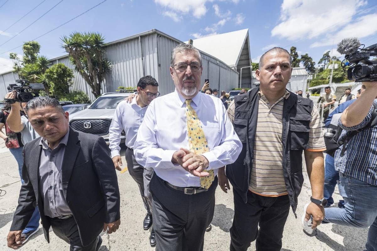 Guatemala: Bernardo Arévalo pide dejar sin efecto resolución sobre elecciones