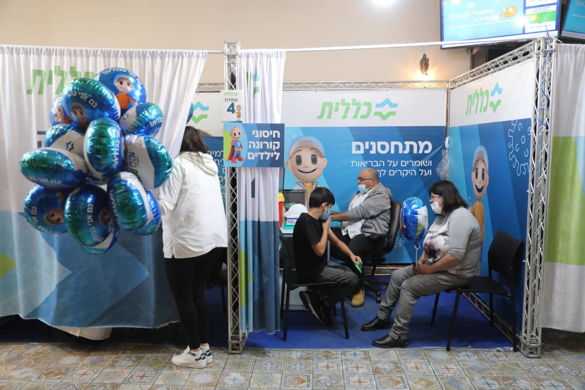 Israel comenzará a aplicar la cuarta dosis a mayores de 60 y sanitarios