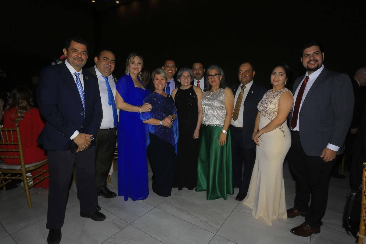 Presidenta de Rotary International visita SPS