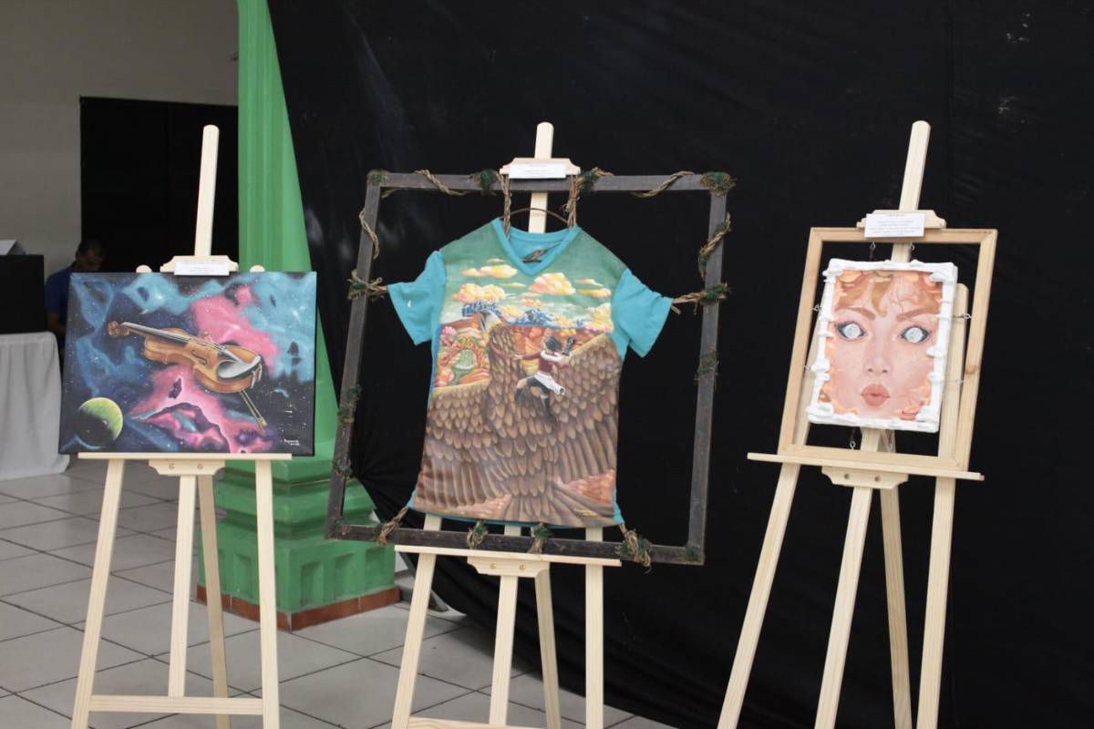 Primera Expoventa de Arte por el Club Rotaract de Choloma