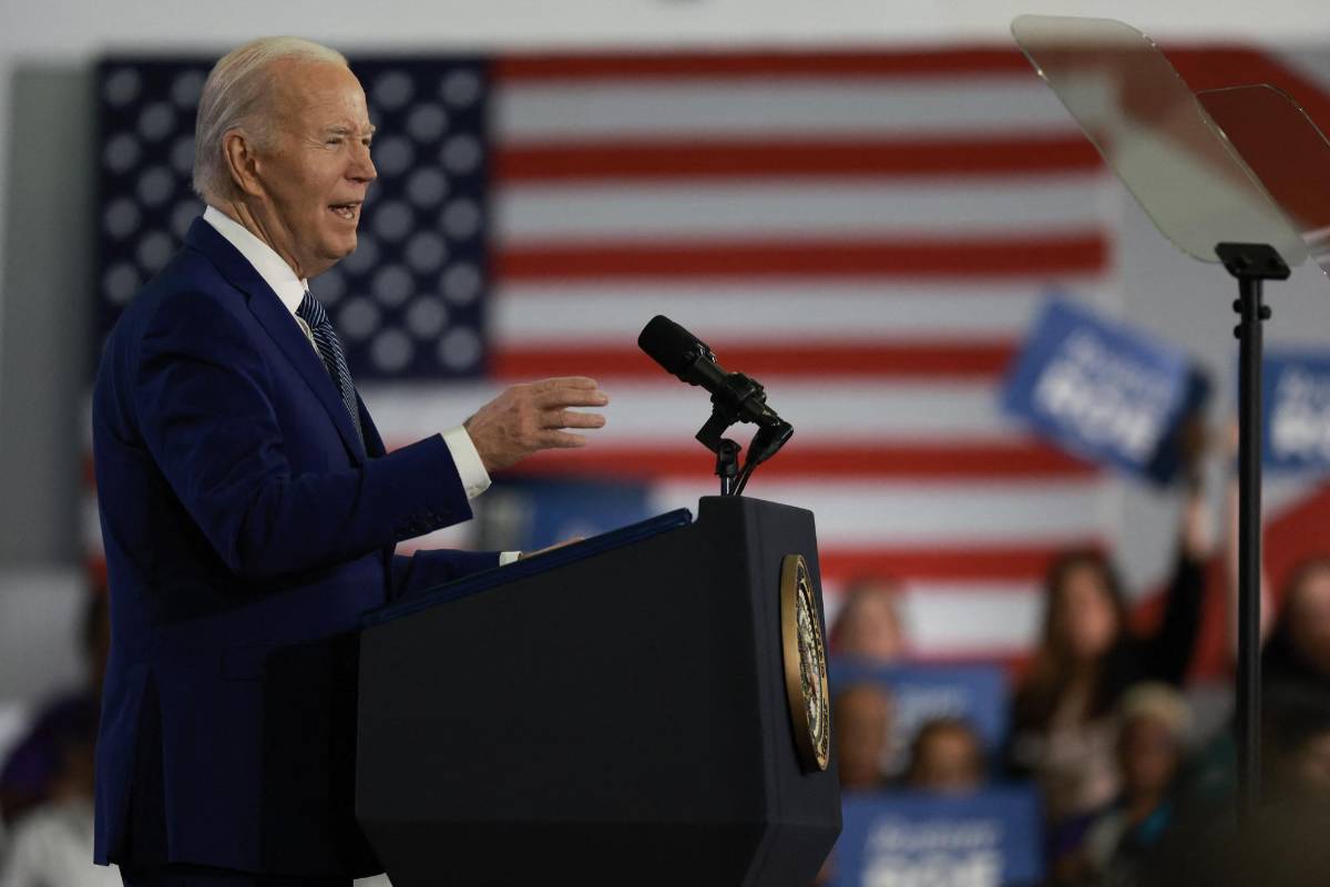 Biden ataca a Trump sobre el derecho al aborto en Florida.