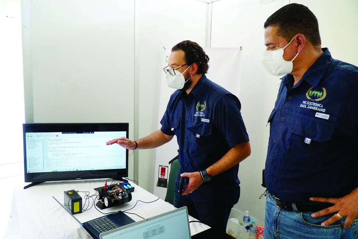 Jóvenes crean sistema de riego automatizado para optimizar el uso del agua