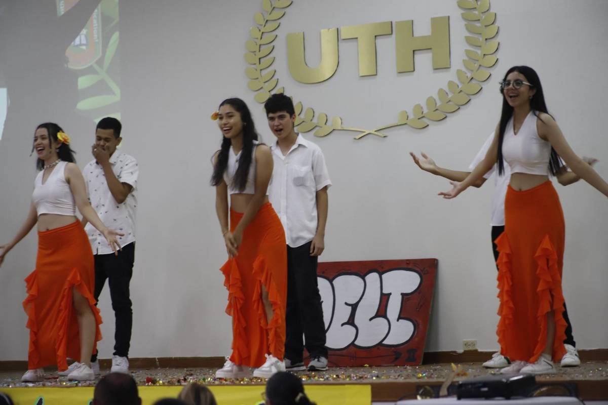 Festival de danza moderna por la Saint Thomas School en SPS