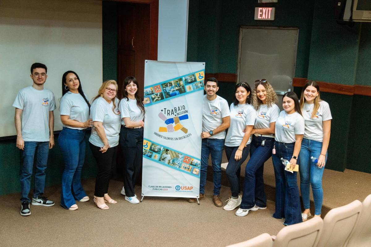 El empresario Óscar Galeano dio la charla, en la que contó sus experiencias, la importancia de apoyar a los discapacitados y los resultados obtenidos.