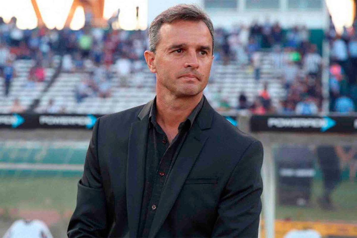 Argentino Pablo Lavallén, nuevo director técnico del Olimpia