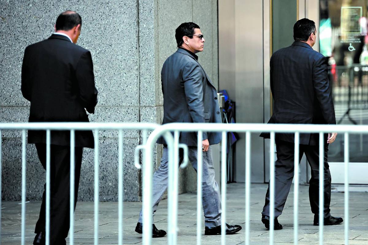 Órdenes de captura están vigentes para militares testigos en NY