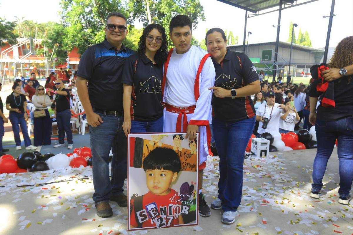 Así fue la alegre bienvenida de los Seniors 2027 de Happy New Dawn