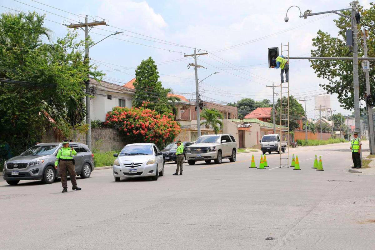 Identifican 25 puntos en la ciudad donde se necesitan semáforos