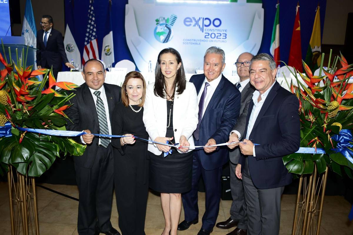 ExpoConstruye 2023 comienza con éxito en San Pedro Sula