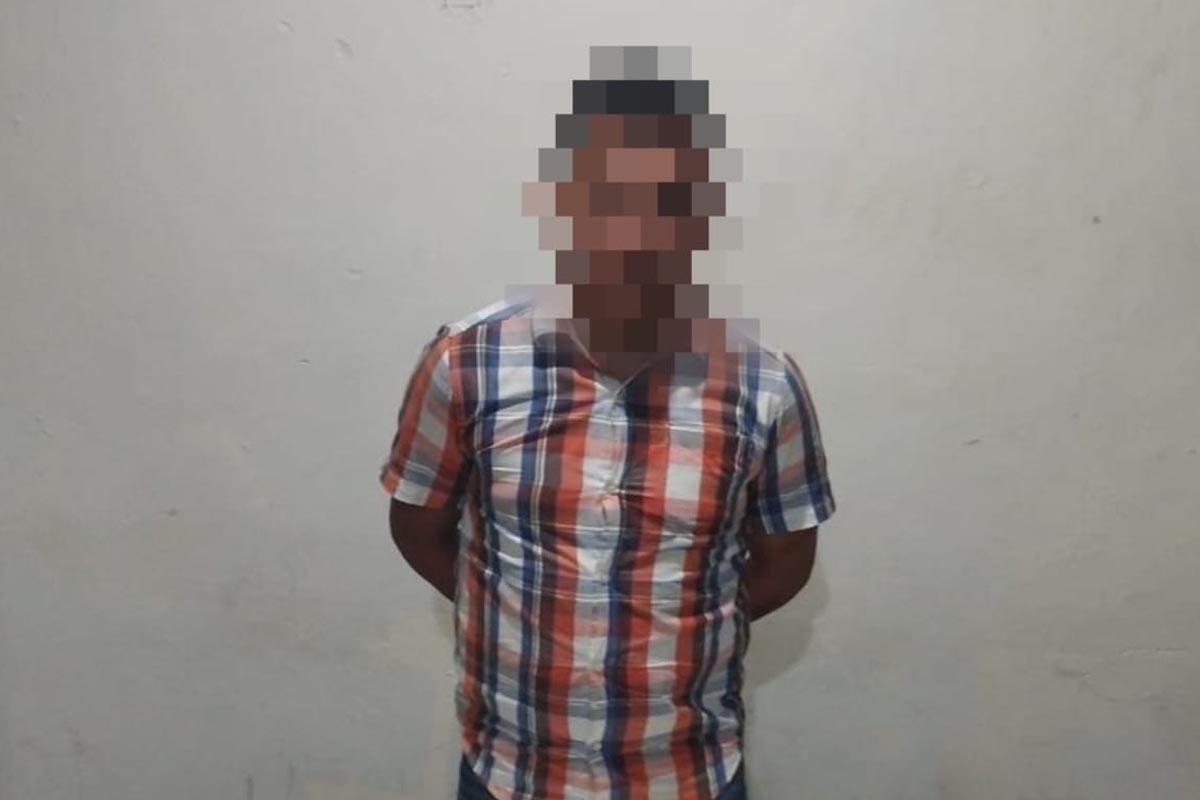 El supuesto traficante de migrantes fue presentado por la Dirección Nacional de Servicios Policiales Fronterizos.