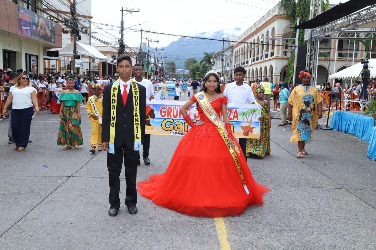 Desfiles patrios 2025: tradición y patriotismo resaltan en La Ceiba