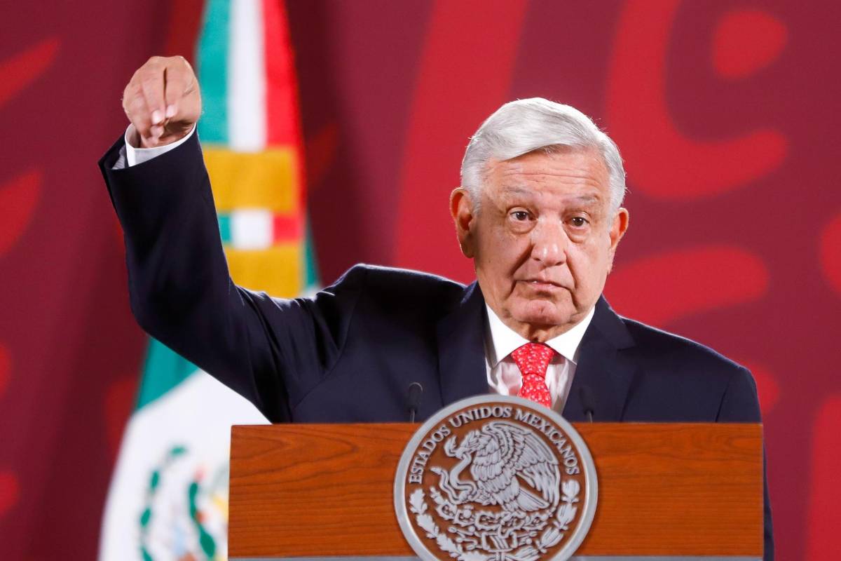 López Obrador pide “mejores futbolistas” tras salida de México de Qatar 2022