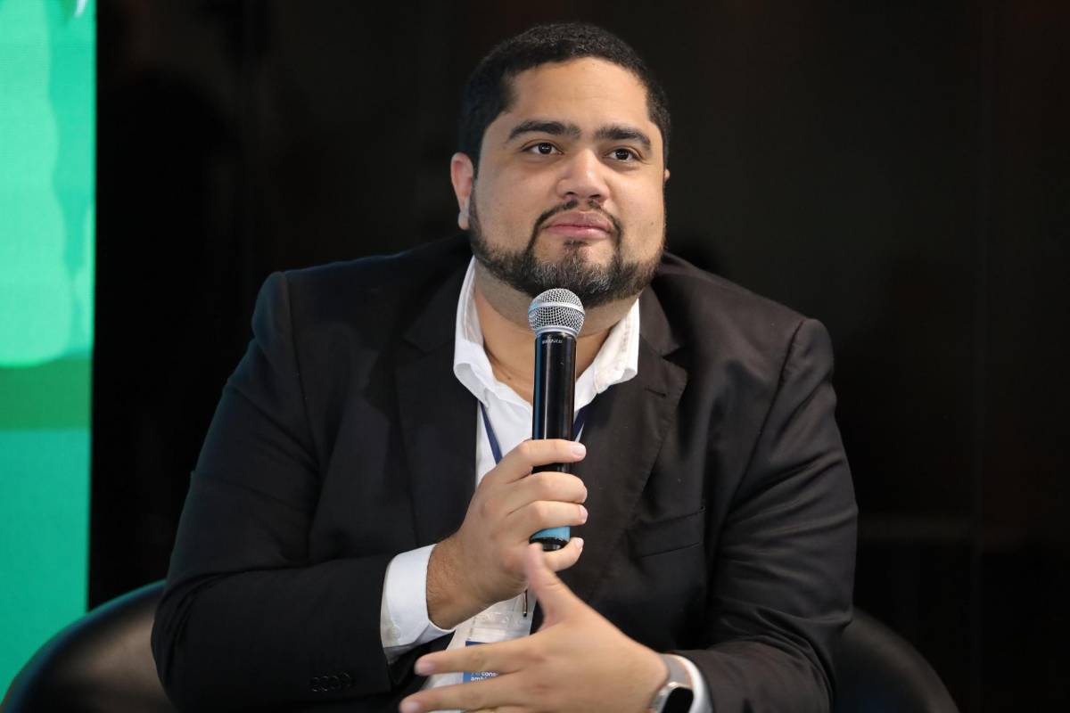 Confirma divorcio: José Carlos Cardona reaparece en redes tras escándalo de Sedesol