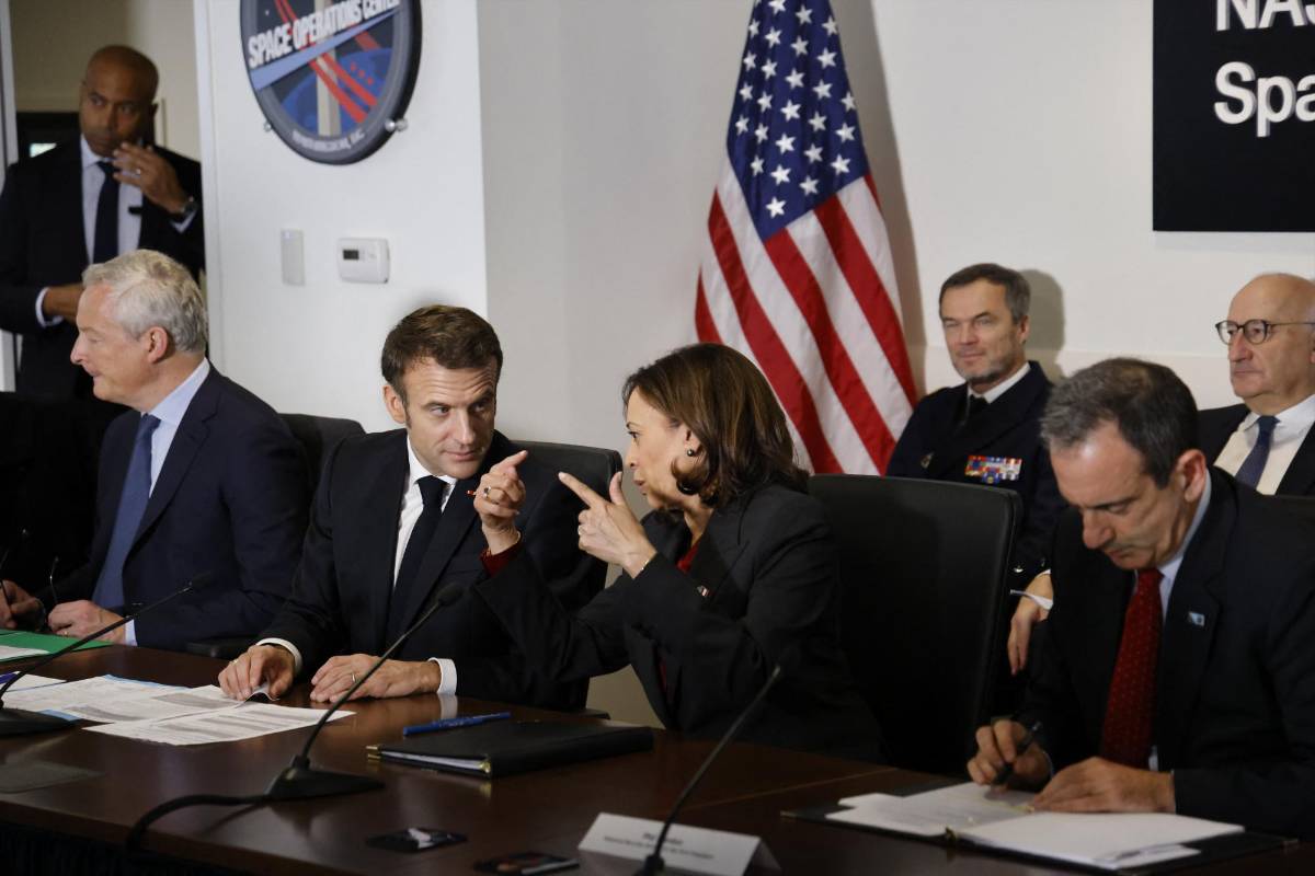 Macron en EEUU para sellar la reconciliación con Biden