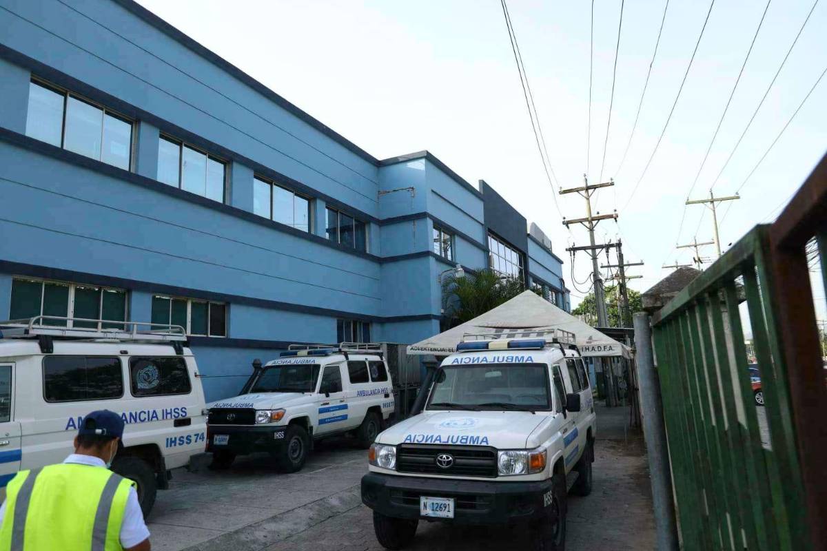 IHSS anuncia que pagará reajuste salarial a médicos