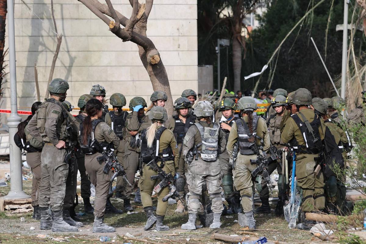 Irán ataca la sede del Mossad en Israel en una nueva ofensiva