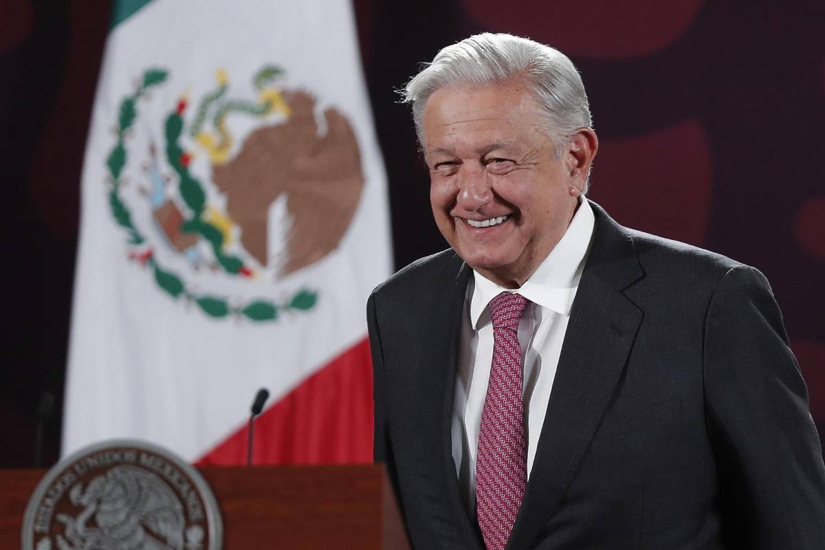 López Obrador celebra triunfo de Sheinbaum y confirma que dejará la política
