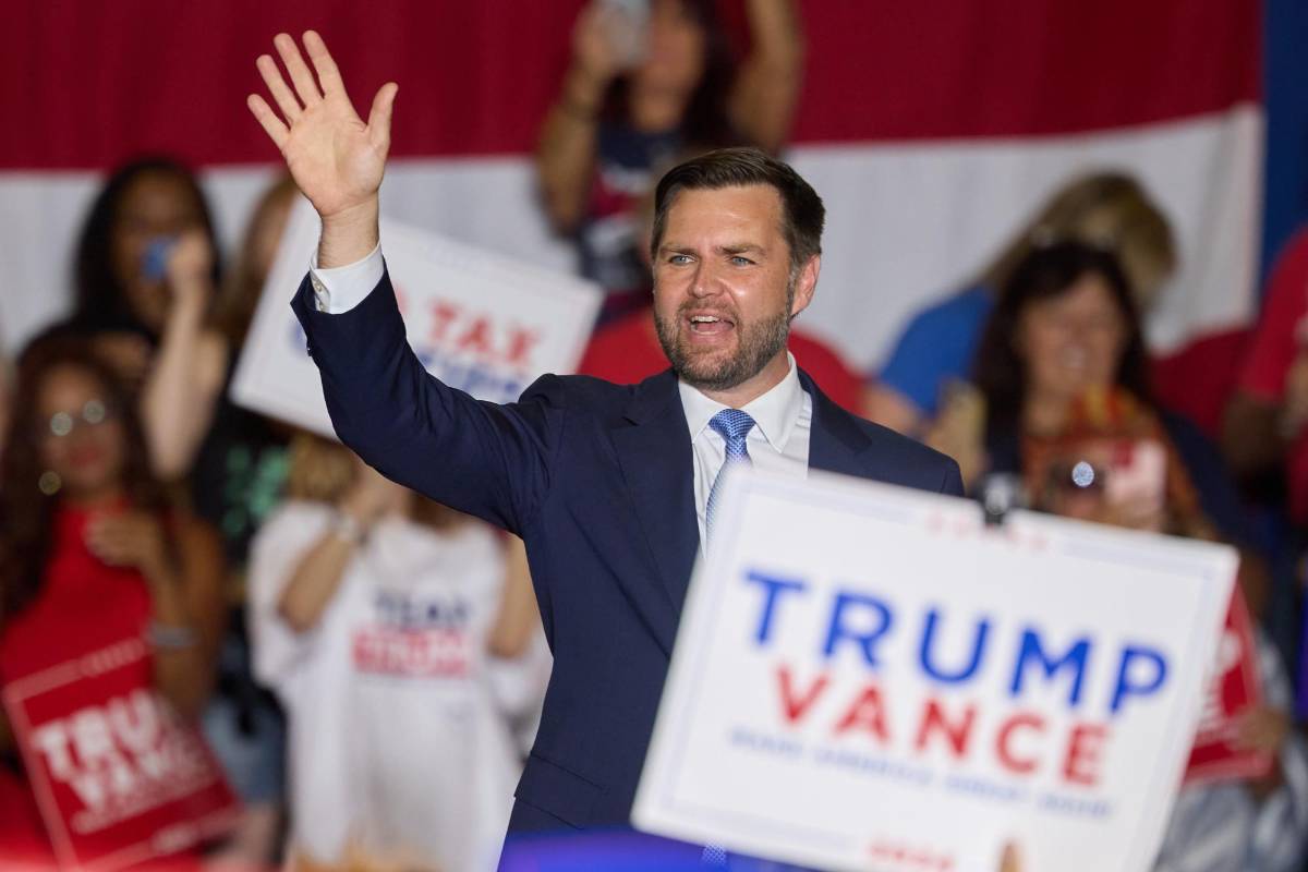 Vance aboga por “deshacer” política migratoria de Biden y deportar a criminales