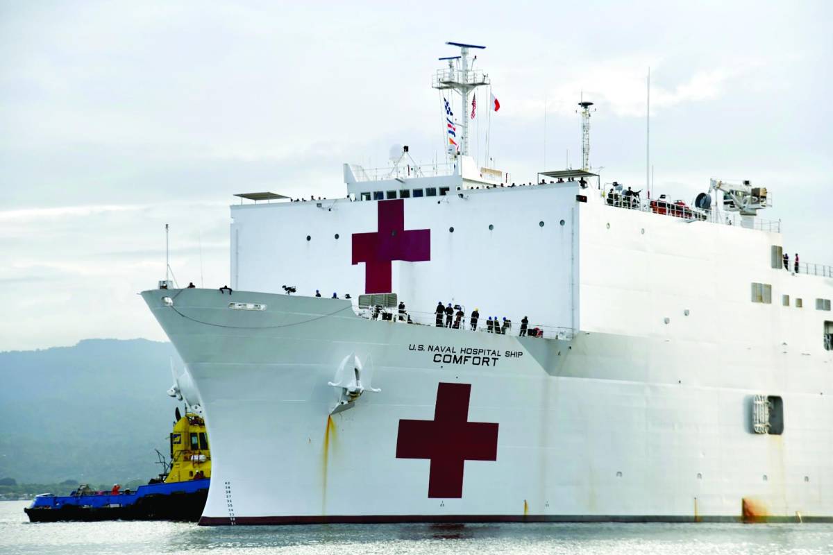 Buque Hospital USNS Comfort ya está en Puerto Cortés