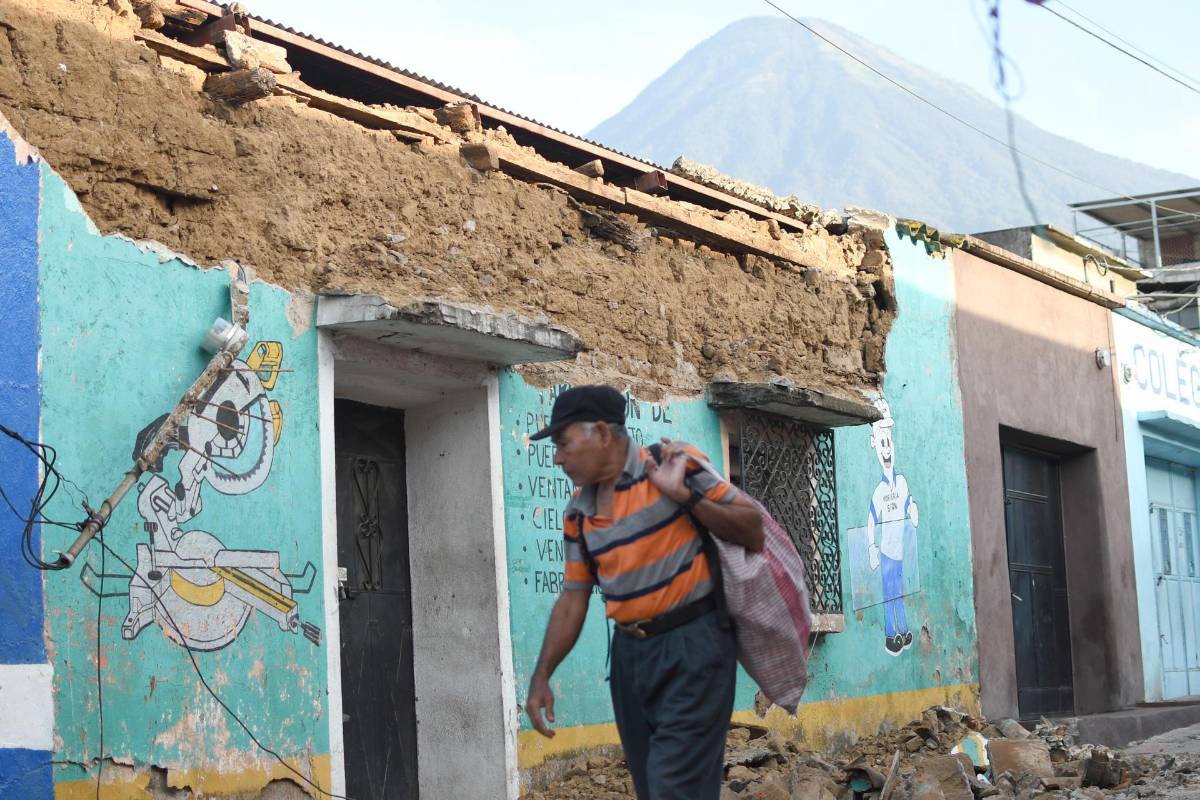Aumentan a cinco las muertes por los sismos en Guatemala