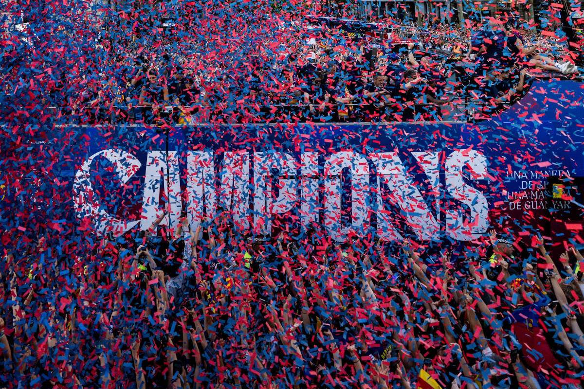 Rúa del Barcelona: locura en calles, se mofan de Real Madrid y promesa de Yamal